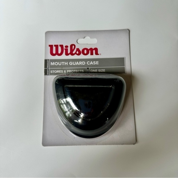 Wilson Mouth Guard Case Black - Picture 1 of 2